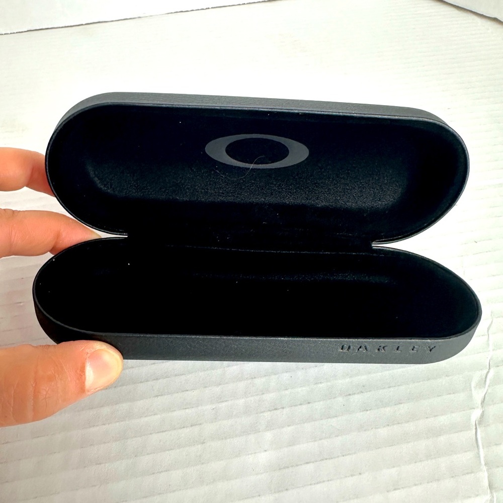 Oakley Matte Black Eyewear Case